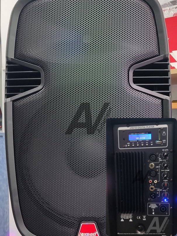 AudiovisionLL's tweet image. 📢🔈 ¡Sonido que se siente! 🔈📢
Llega la música con nuestros altavoces amplificados 🎧🎵
✅ Bluetooth
✅ USB para pendrive
📸 ¡Echa un vistazo a las fotos y pruébalos en nuestra exposición antes de que se escapen! 🚀
#altavozbluetooth
#altavozportatil
#audioprofesional
#sonido