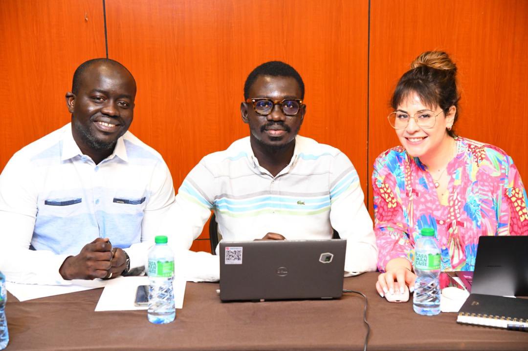 ArpSenegal's tweet image. 🏥 Atelier #sérialisation des médicaments au Sénégal : renforcer la sécurité de la chaîne d'approvisionnement pharmaceutique.

📅 18/06/25 | 📍 Hôtel AXIL Dakar

#SantéPublique #Sénégal #Pharmacie