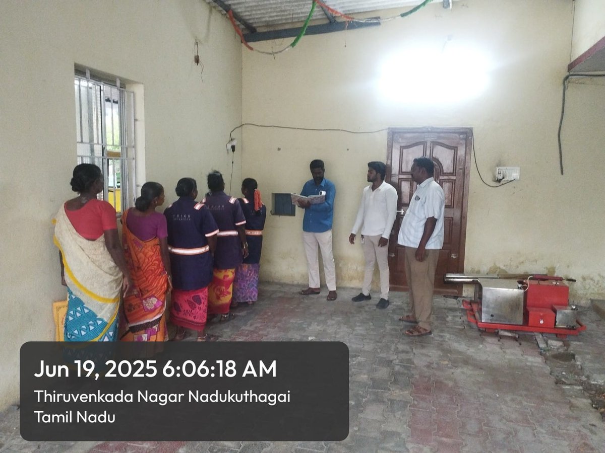 Daily Roll call was undertaken by bio-Metric on Thirunindravur Municipality
<a href="/CMOTamilnadu/">CMOTamilNadu</a> <a href="/KN_NEHRU/">K.N.NEHRU</a> <a href="/MawsTamilNadu/">Municipal Department Government of Tamil Nadu</a> <a href="/TiruvallurCollr/">Collector Tiruvallur</a> <a href="/Chengalpet_PIU/">RDMA Chengalpattu</a> <a href="/CVasanthi2/">C Vasanthi</a> <a href="/SwachhBharatGov/">Swachh Bharat Urban</a> <a href="/RoopaMishra77/">Roopa Mishra</a> <a href="/SwachSurvekshan/">Swachh Survekshan</a>
