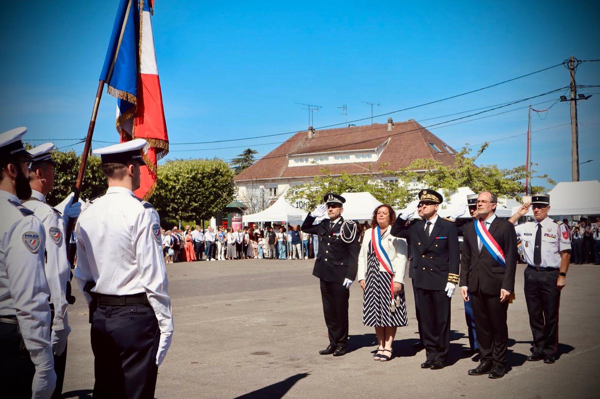 85 ans après l’Appel du général de Gaulle, Taverny se souvient avec <a href="/Prefet95/">Préfet du Val-d'Oise</a> Cet homme qui refusait la défaite et lançait son appel, acte fondateur de la résistance, il fit l'union des francais qui su vaincre l'Allemagne nazie. N'oublions pas. <a href="/FloPortelli/">Florence Mosalini Portelli</a>