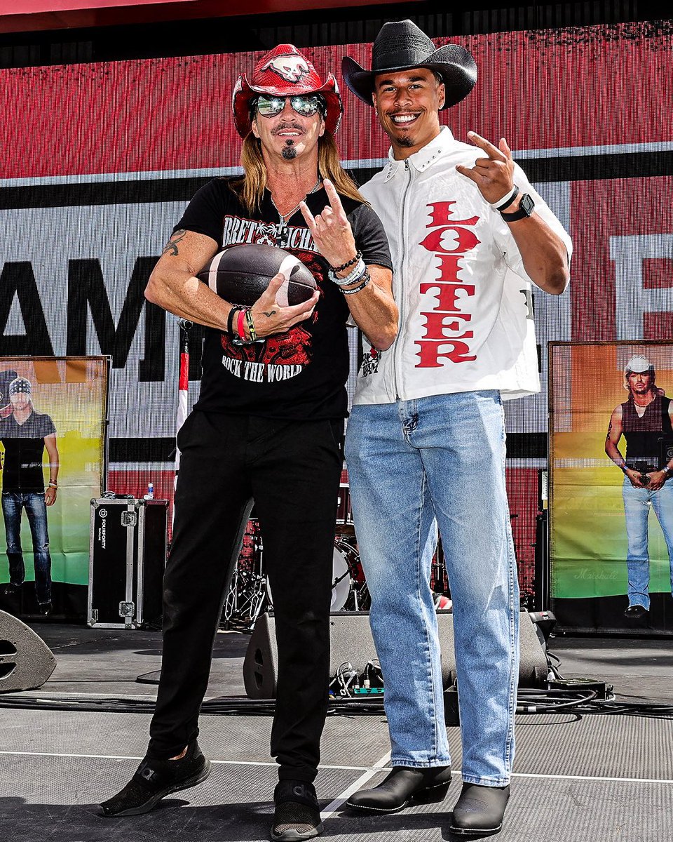 bret sychak Michael (@bretmichael234) on Twitter photo BRET MICHAELS IN THE HOUSE 🤘🎸
Who’s ready for the Stampede Bowl Halftime Concert, presented by <a href="/TD_Canada/">TD (Canada)</a>?!
<a href="/bretmichaels/">Bret Michaels</a> | #TogetherWeRide BRET MICHAELS IN THE HOUSE 🤘🎸
Who’s ready for the Stampede Bowl Halftime Concert, presented by <a href="/TD_Canada/">TD (Canada)</a>?!
<a href="/bretmichaels/">Bret Michaels</a> | #TogetherWeRide