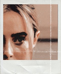 𝖼𝗁𝗅𝗈𝖾 tweet media