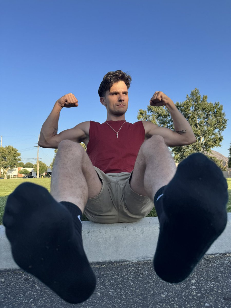 4th Of July weekend starts now 

Sniff up Bitch! 🤣