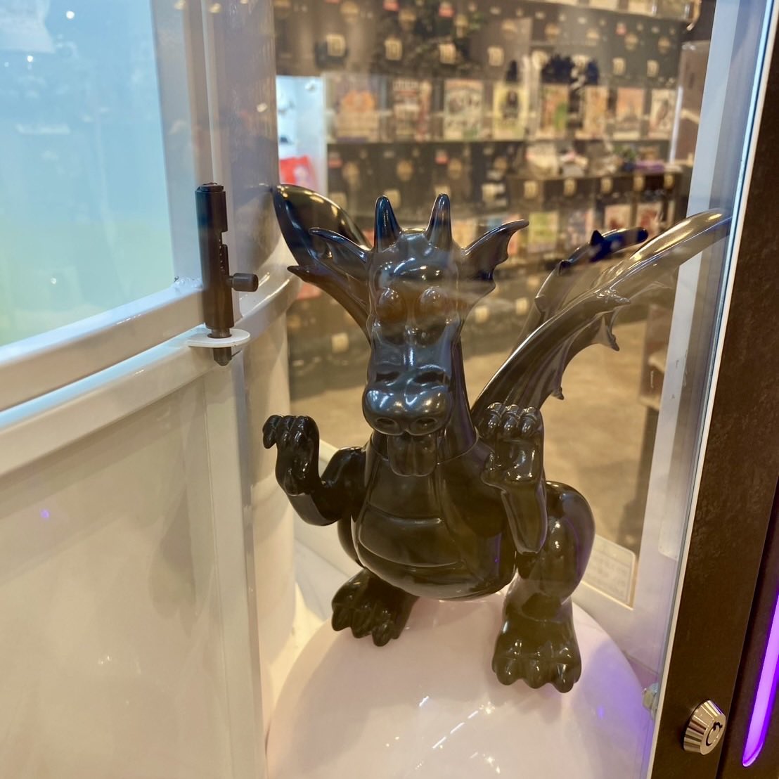 山崎若菜 ドラゴンソフビ 札幌ステラプレイス購入品 蓄光 中空工房 ドラゴン・魔法使いセット | 中空工房 - ケンエレファント