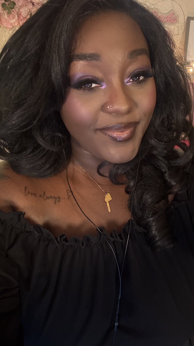 Playing PEAK with my girls! 

<a href="/LondysLounge/">Londy ✨🍄</a> <a href="/CalimitysTwitch/">C ✿ ( they/them ✨)</a> 

Live on 💜❤️