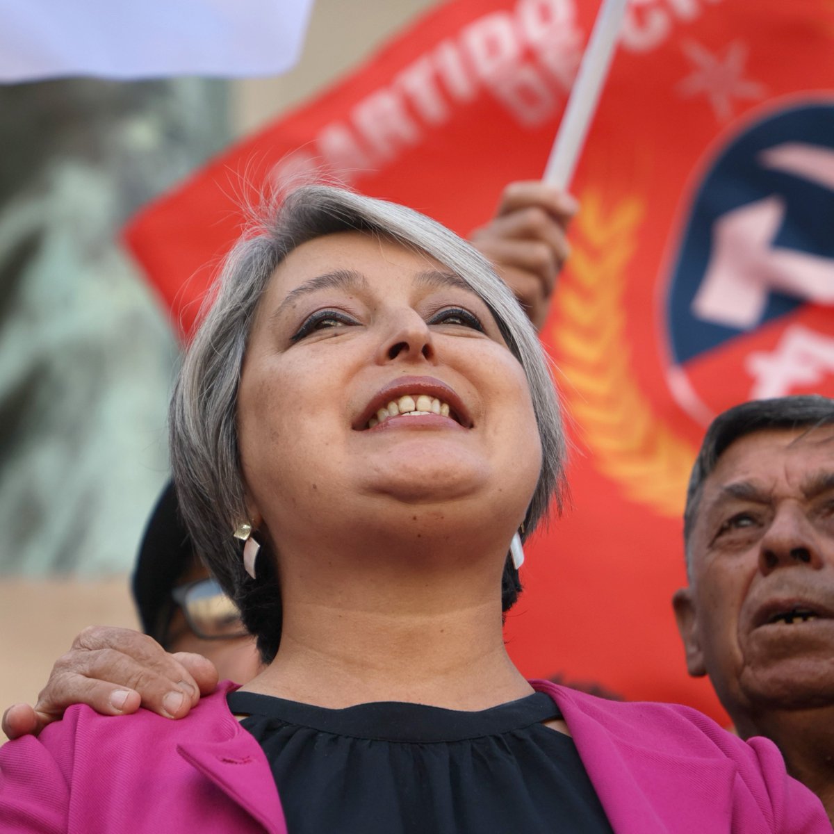 GradeGeorge's tweet photo. Para que gane Jeanette Jara, necesitaría 7 millones de comunistas ...

IMPOSIBLE

Buenas noches 🇨🇱🇨🇱🇨🇱 https://t.co/E1jkT1RYrU