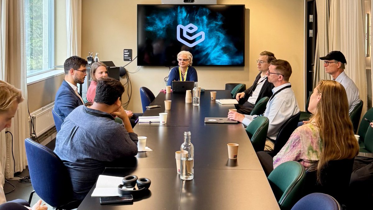 MiCA_Alliance's tweet image. 🌍 Can blockchain help Europe achieve its sustainability goals, or is it adding to the problem?
That question shaped a recent roundtable at the @nordicblock conference 2025 in Stockholm, where our General Secretary, @juan_i_ibanez , joined a panel discussion on the intersection…