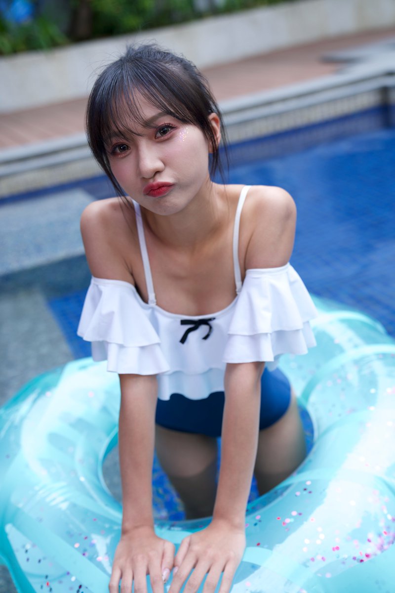 masobu_game's tweet image. 最近天气真的太热了……

出门都被晒到怀疑人生，赶紧躲进《海王传奇》避暑！

小仙穿得清凉，还特别会「降温」，肯定比空调凉爽 💦

你们都怎么消暑？

选我正解 --&amp;gt;《海王传奇》边玩边湿，爽到直接降温🫠

@xian_0630