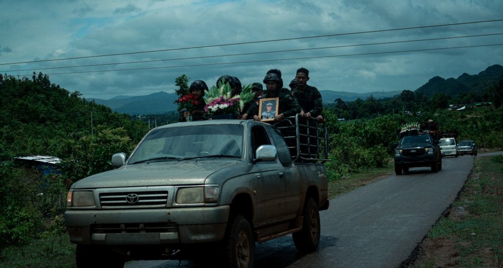 Sources on the frontline in southern Shan State told DVB that pro-regime forces, including the Pa-O National Organization (PNO), took control of Moebye town, Pekon Township, on Wednesday.
#WhatsHappeningInMyanmar #Shan
Read more: english.dvb.no/regime-forces-…