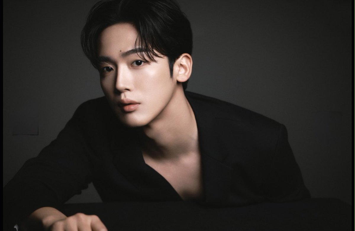 FALL FOR YOHAN tweet media