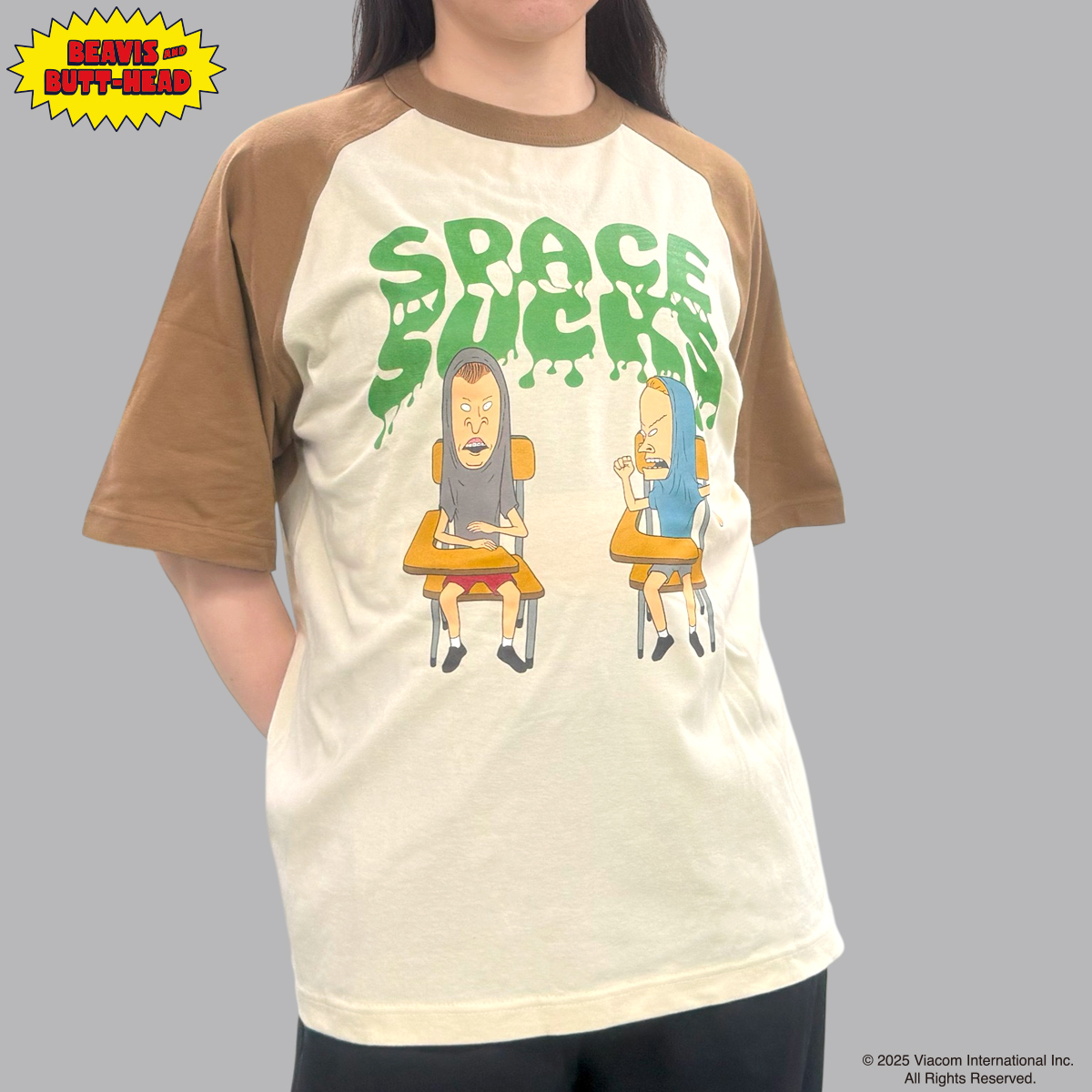 SmallPlanet_PR's tweet image. BIGシルエットに迫力ある大きなプリントが魅力の
アメリカンレトロTシャツシリーズに
「ビーバス・アンド・バットヘッド」が登場🎉
90年代の古着テイストやストリートカルチャーを
感じるカラーリングのラグランTシャツです👕
🛒オンラインストア🔽
x.gd/mCeKA
#BeavisAndButthead