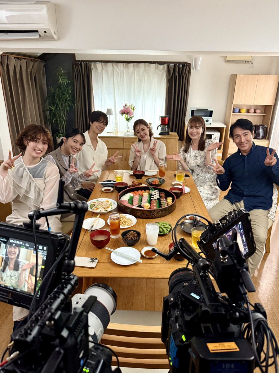 azatokute's tweet image. #あざとくて何が悪いの ？
　　見逃し配信中📡ˊ˗

🤫┈┈┈┈┈┈┈┈┈┈┈┈┈┈┈

tver.jp/episodes/ep0ew…

┈┈┈┈┈┈┈┈┈┈┈┈┈┈┈┈┈♥️

✦ゲスト✦
#梨花
#野村康太

#あざと連ドラ 𝟱話🧑‍🧑‍🧒
#chay #大松絵美 #西野実見
#小野塚勇人 #亜莉 #渡邉大器
#新山千春 #新山もあ