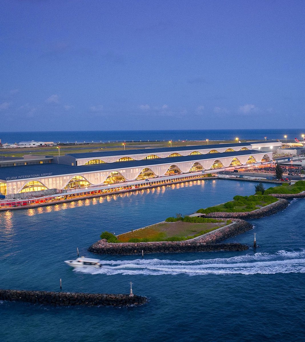 A moment years in the making! With the lights finally on, we’re stepping closer to the future of travel in the Maldives. ✨ 
#26thJuly #VelanaNewTerminal