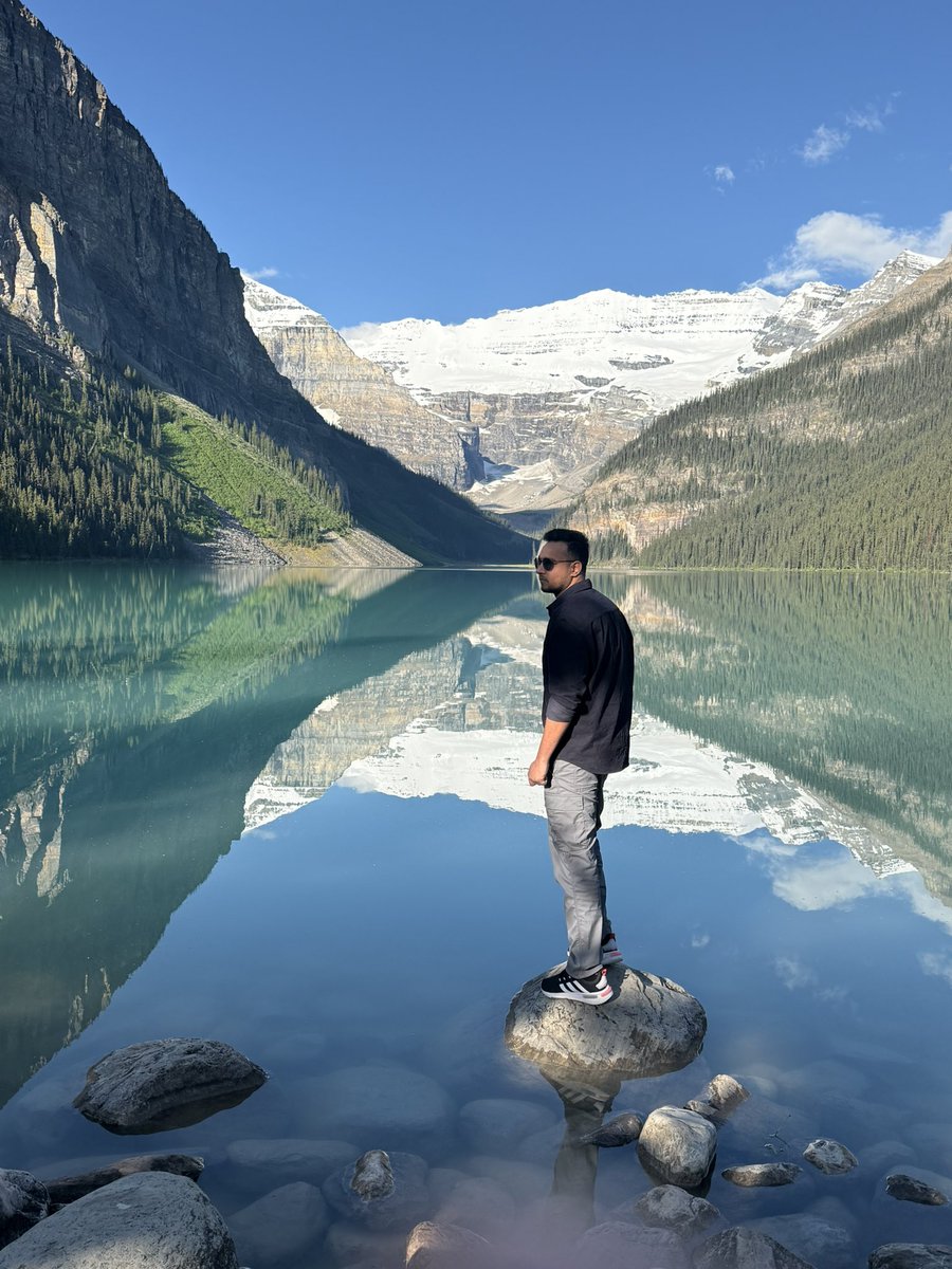 atushaik's tweet image. show me something more beautiful than this