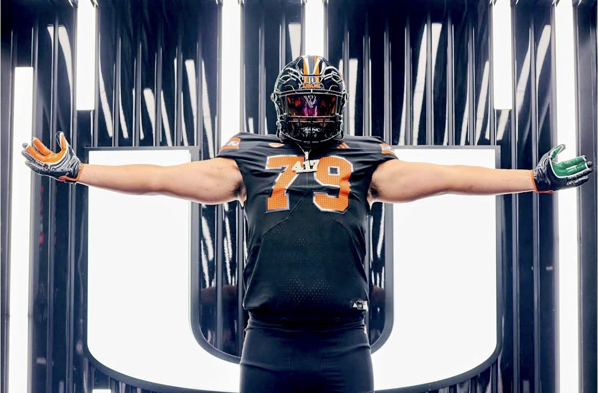 _DFranklin's tweet image. βWe want guys who wanna be Canesβ
β26 π§‘πππ½ #TrenchWork
@jcantwell2499
