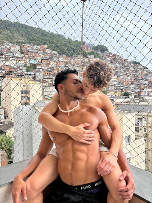 Watch Sean Ford's leaked NSFW photo on TwXstars