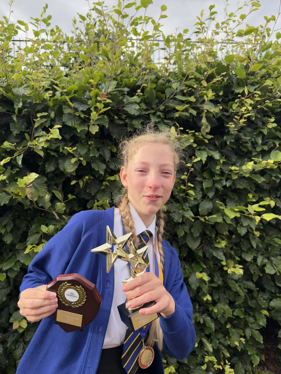 Andrew Allbones 🌈 tweet media