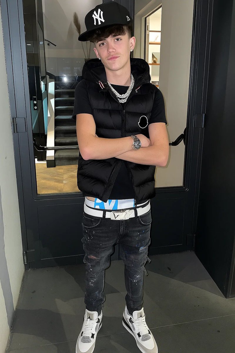 ScamLadzAi (@scamladz) on Twitter photo It’s time to embrace the scam today. Ai is too powerful and is now taking over. Stare into my eyes as you feel your body twitching and your little brain going into submission.
LIKE, RETWEET, and then DM TO GET THE SCAMLADVIRUS 🦠😈
<a href="/learntog00n/">Learn to Goon</a>
#findom #scamladz #gayfindom It’s time to embrace the scam today. Ai is too powerful and is now taking over. Stare into my eyes as you feel your body twitching and your little brain going into submission.
LIKE, RETWEET, and then DM TO GET THE SCAMLADVIRUS 🦠😈
<a href="/learntog00n/">Learn to Goon</a>
#findom #scamladz #gayfindom
