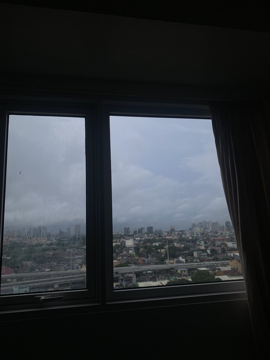 JRCOliveros's tweet photo. Somewhere in the city, a soul is waiting to be found. https://t.co/AX20UY4aGd