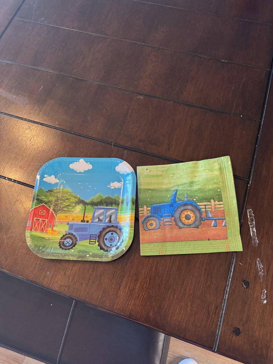 dbfarms2023's tweet image. lil hog farmer turns 4 he requested a pool party and can anyone guess the theme of his party? His aunt fixed him all his favorites.