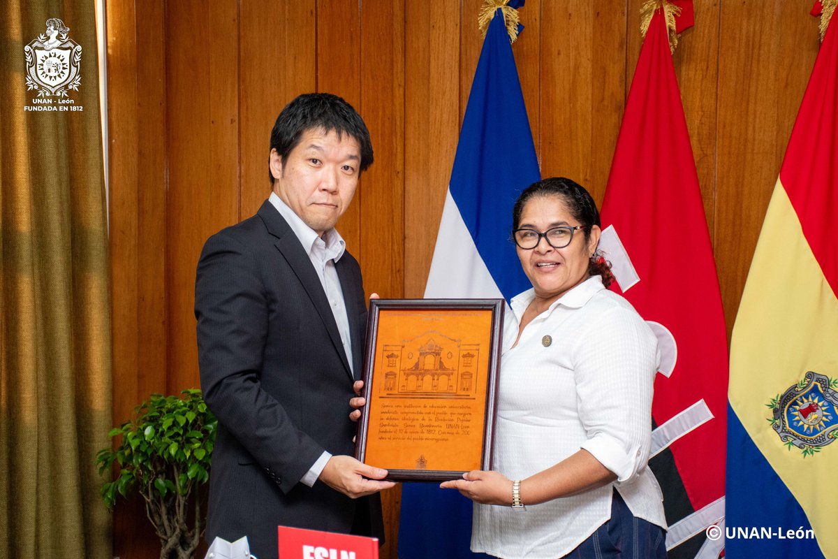 unanleon's tweet photo. La UNAN-León, recibió este jueves 3 de julio, la visita del Embajador de Japón en Nicaragua, compañero Ogino Masahiro, acompañado por el Asesor Económico, compañero Morinaga Keii-chi, como muestra del fortalecimiento de los lazos de amistad, cooperación académica y cultural. https://t.co/OBcQvmQUh6