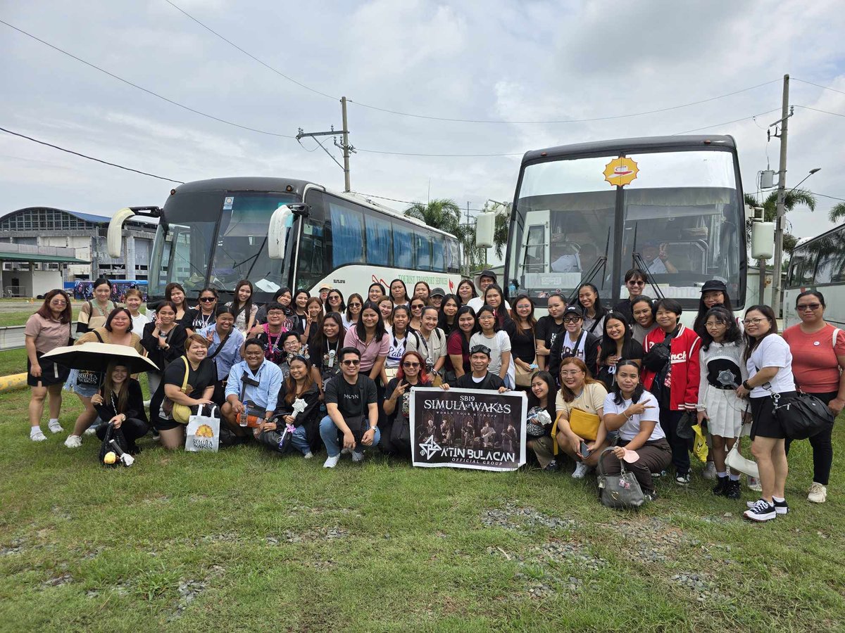 Roan121913's tweet photo. DAM!!! Anong pakiramdam!
Grabe ang saya dahil sa handog na FREE TICKETS ni Ninang @Puregold_PH !!

Thank you for choosing @atinbulacan4 fanbase as one of d lucky winners Ninang!

See you tom. @SB19Official !!!
#PuregoldOPMCon2025 #PuregoldNasaAtinAngPanalo2025 #AlwaysPanalo https://t.co/lV6p2lQdyf