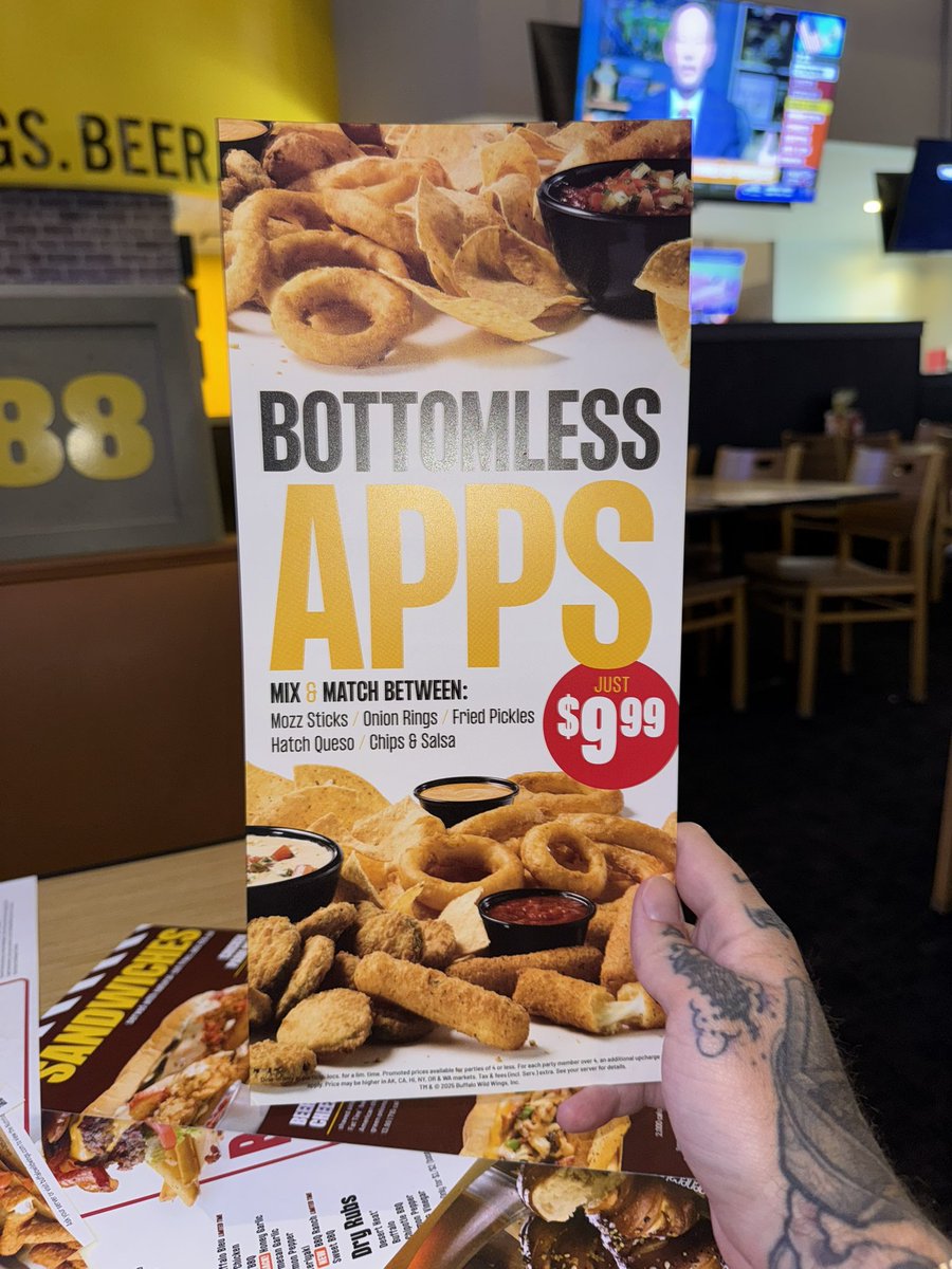 PSA- B Dubs has UNLIMITED appetizers for $9.99 per table. So grab a few friends and enjoy. You're welcome 😘