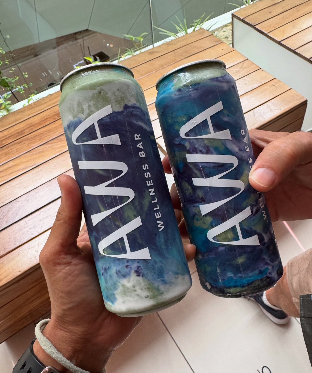 esadvisor's tweet image. Have you visited AWA Wellness in San Benito after a good workout?? 🏋🏻💪🏼🏋🏻💪🏼
They have delicious protein smoothies 🍌🫐🥥🥭🍍😍😋😎 Perfect to cool you off and get some protein!
Our fave is the Coconut 🥥 Cloud ☁️🫐🥥🍌🫐🥥
What’s yours??
#ElSalvador #GoodVibes #GoodFinds