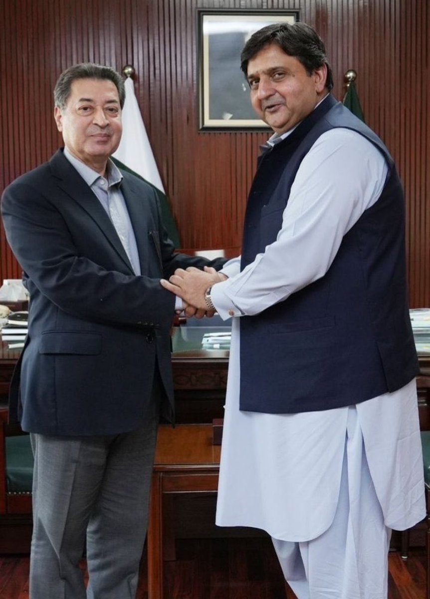 Imran Riaz Khan tweet media