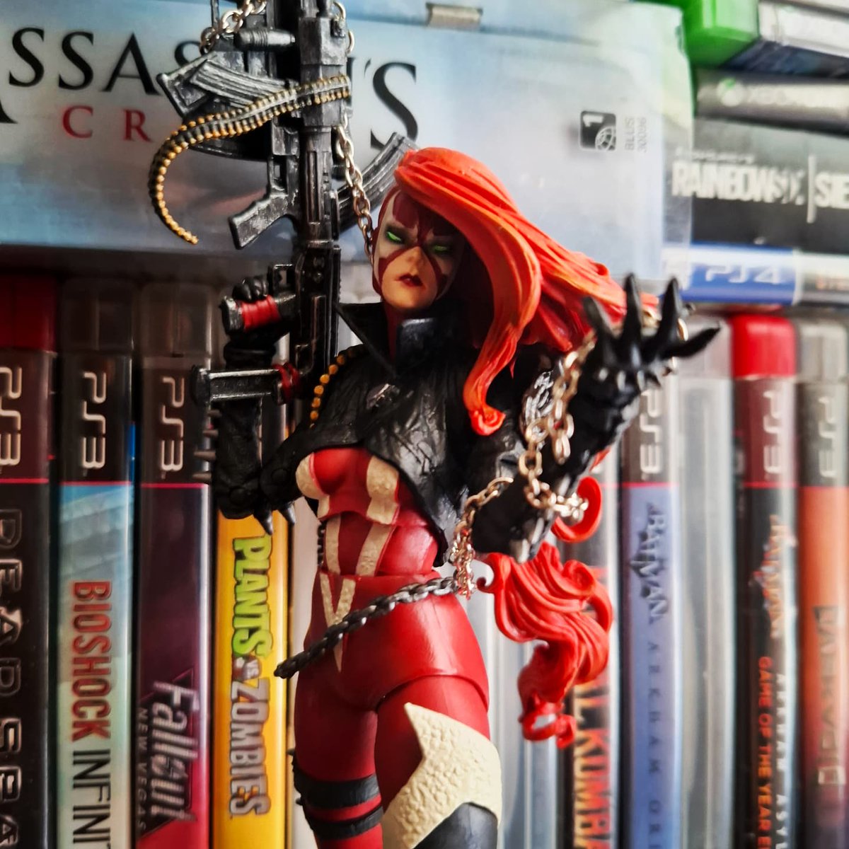Khaleb_04's tweet image. Los tacones me costo mucho de posarlo.
#spawn #spawncomics #spawnfigures #mcfarlanetoys #actionfigures