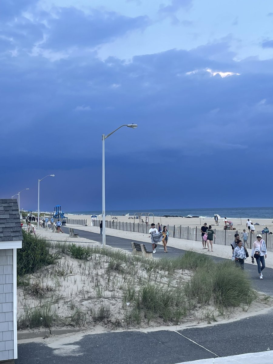 HughCWelsh's tweet image. Not looking good for Manasquan Beaches still open #n12stormwatchers @DaveCurren @JGodynick
