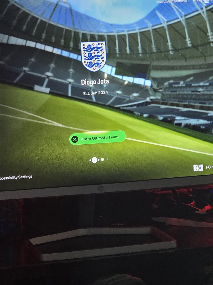 DuckMartin's tweet image. My son is a huge @Arsenal  and @SportingKC fan! I'M the @LFC fan. I glanced over after he stepped away from playing @EASPORTSFC and I saw this! It's true, when one of us is hurting we all are hurting! @LFC #YNWA