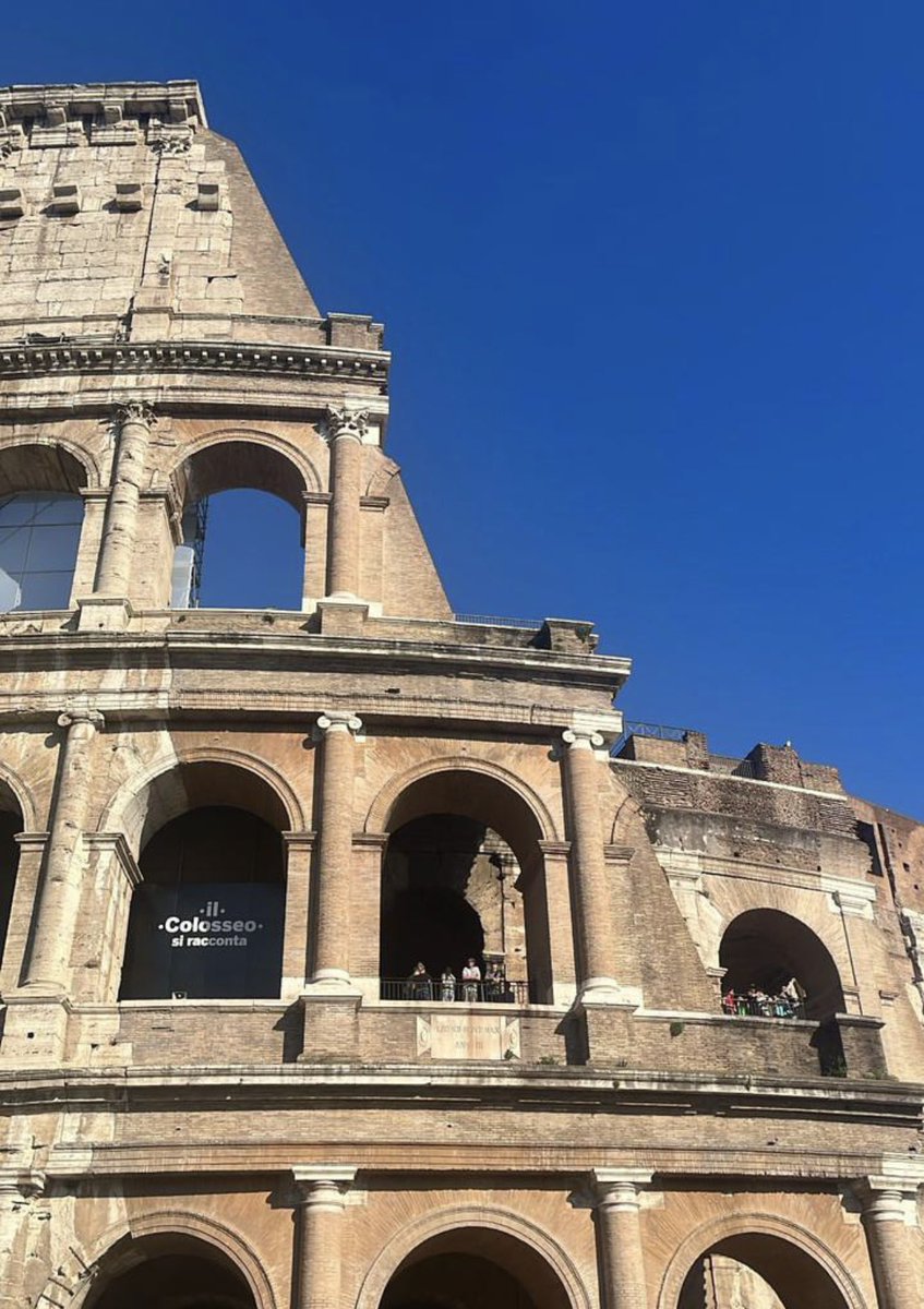 taisabinder's tweet photo. Ho tanta nostalgia di te!
#roma #colosseum #viagem https://t.co/1d4WrpXxFb