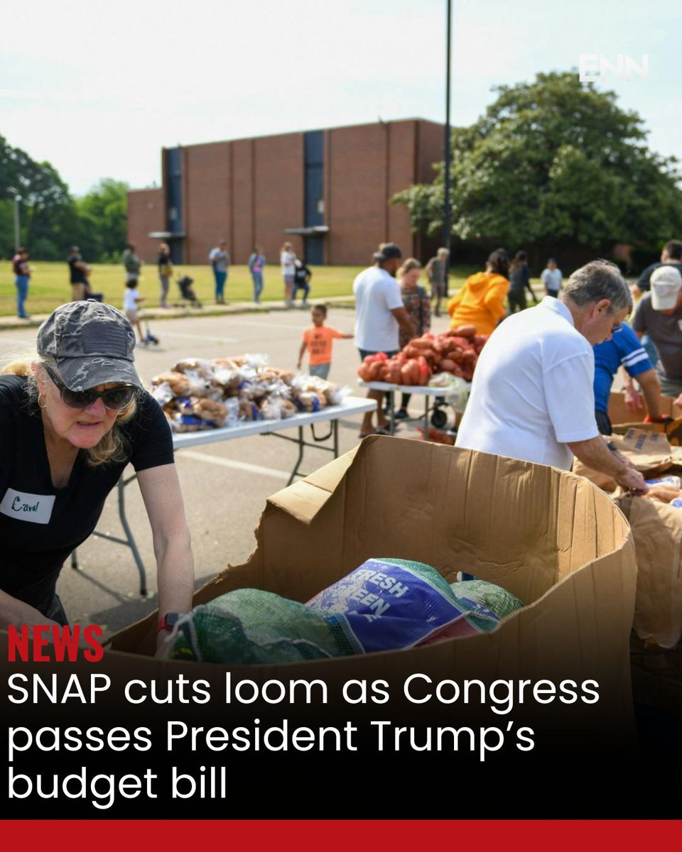 Elon News Network (@elonnewsnetwork) on Twitter photo Congress has passed President Trump’s tax and spending cuts package, the One Big Beautiful Bill Act, that could cut food assistance benefits from 1.4 million North Carolinians if passed in the House.
buff.ly/KGcisxr Congress has passed President Trump’s tax and spending cuts package, the One Big Beautiful Bill Act, that could cut food assistance benefits from 1.4 million North Carolinians if passed in the House.
buff.ly/KGcisxr