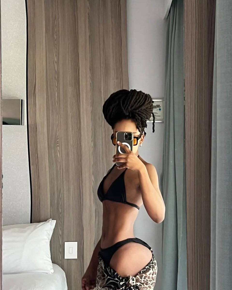 Attitudeonly_'s tweet image. IG: okayy.tshepi