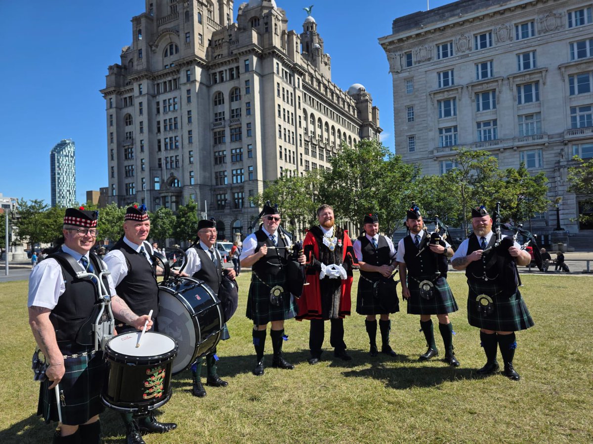 jocklad1977's tweet photo. City of Liverpool Armed Forces Day. 28th June https://t.co/3h9NEpCHU6