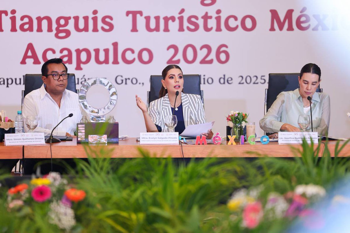 EvelynSalgadoP's tweet photo. Instalamos el Comité Organizador Local del Tianguis Turístico México 2026, que en su aniversario de oro regresa al lugar que lo vio nacer: #Acapulco, el destino histórico por excelencia del turismo en nuestro país. Un gran evento que se llevará a cabo del próximo 27 al 30 de abril. 🌅🌴 (1/2)