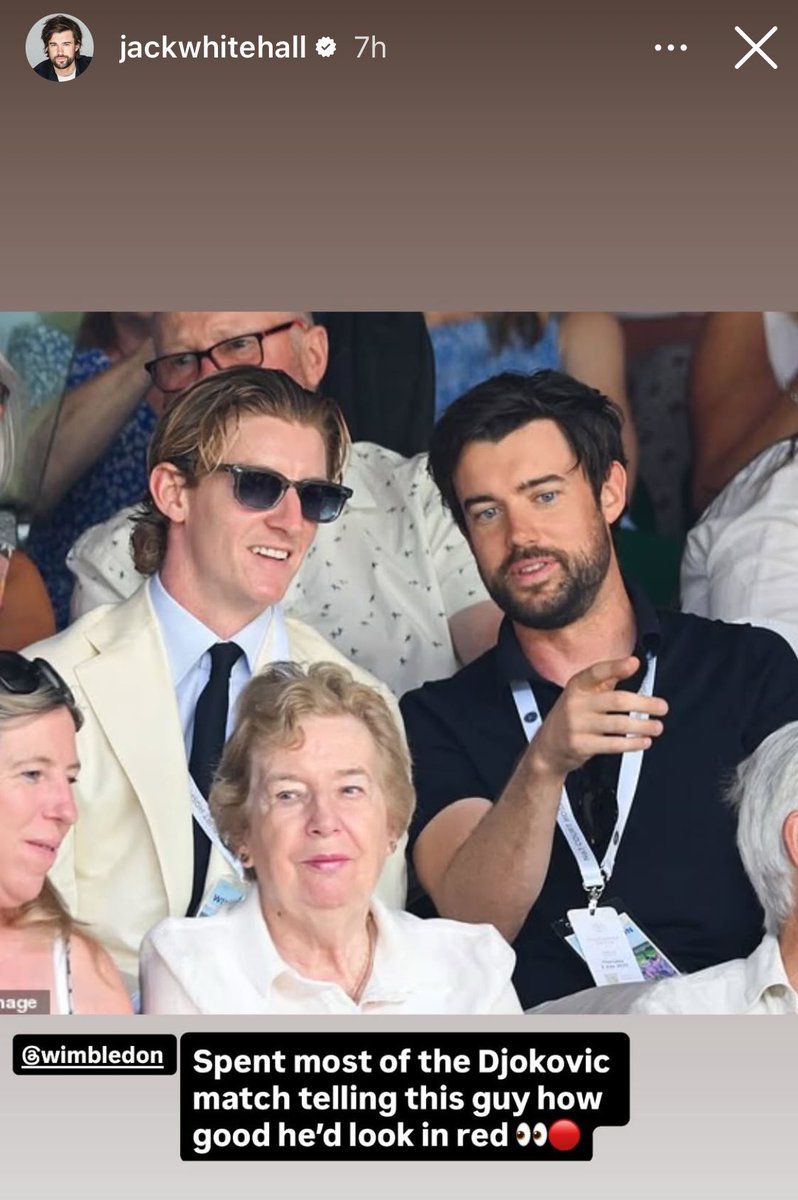 📲 Comedian &amp; Arsenal fan Jack Whitehall spotted at Wimbledon with Anthony Gordon today. 🎾👀

💬 “Spent most of the Djokovic match telling this guy how good he’d look in red 🔴”

Come on Anthony… you know it makes sense. 👏 #AFC #AnthonyGordon #Wimbledon