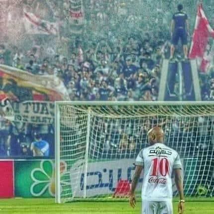 DoaaSay1911's tweet photo. حريف 
ح 
حرارة الفقد تذوب القلوب وتبكي العيون 
ر
رمال صخور وجبال ثقل رحيلك وغيبتك 
ي 
يوم أسبوع شهر أو عام لطالما كنت هنا وسعيت من أجلنا ستبقى صديقنا رفيقنا وحبيبنا 
ف 
فارغ الملعب والعالم بدونك يا صديقي، من اليوم سنختبر كيف هي الحياة بدون من نحب؟
شيكابالا حريفنا الوحيد والأوحد https://t.co/BhuAYQ5SMt