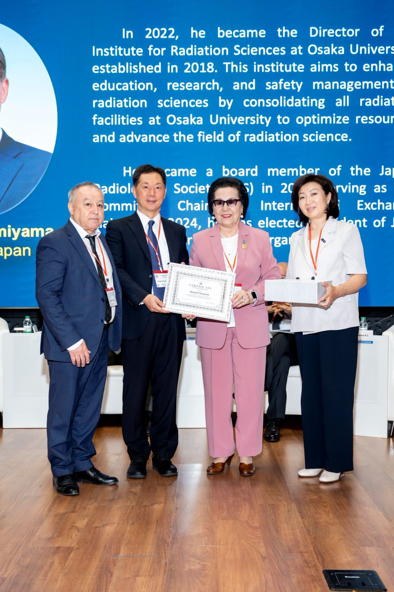 富山教授がカザフスタン放射線学会の名誉会員となりました。
現地での授与式です。
 
＃阪大放射線科 ＃日医放 #カザフスタン