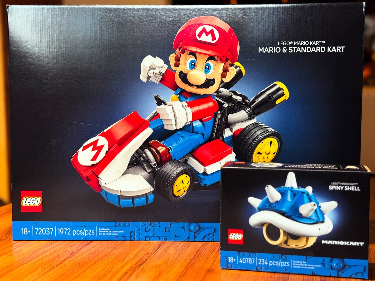 HaDeNintendo's tweet photo. Por fin ๐ hubo que esperar un poco para tener el #LEGO de #MarioKart, pero es que querรญa juntar los puntos necesarios para tener tambiรฉn el #SpinyShell. https://t.co/LylBxIeeMY
