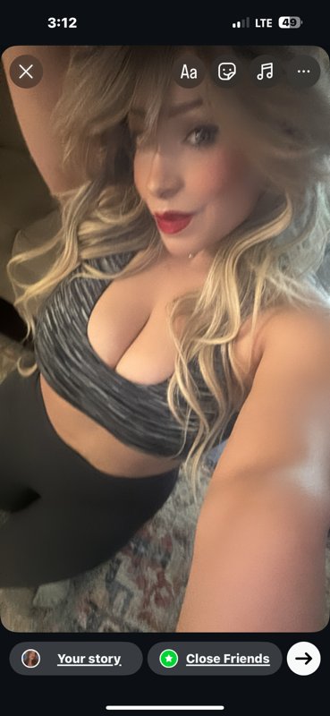 Mistress Ryelle tweet media