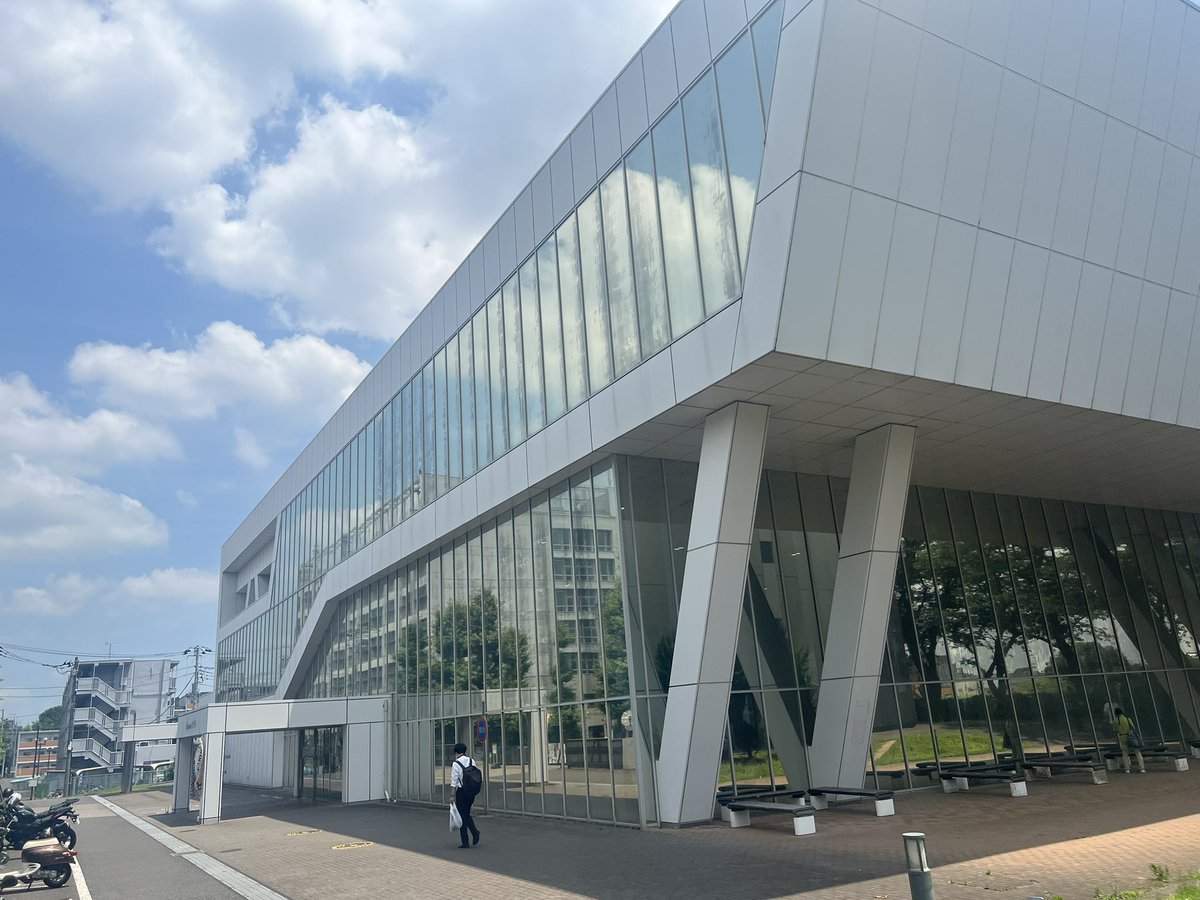 ShokanWatanabe's tweet photo. 高級レストランで高級カレー https://t.co/Xbyf3KZxpx