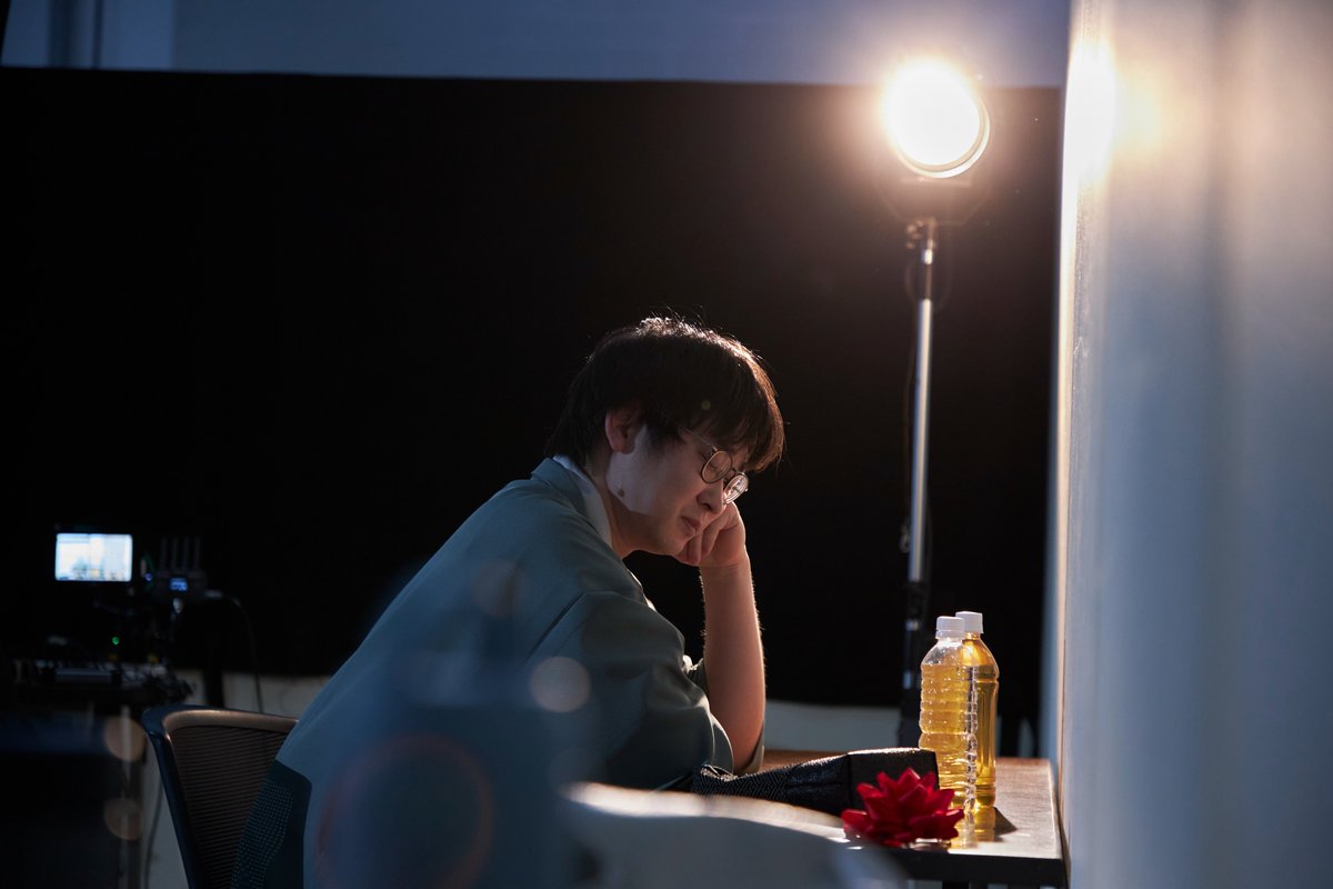 jt_shogi's tweet image. みんな大好き『舞台裏』シリーズ、第二弾は…
#JTプロ公式戦 一回戦第二局東北大会より #丸山忠久 九段と #山崎隆之 九段です✨
会場設備等の都合上、大会毎に雰囲気が違うのにお気づきでしょうか🧐
(開場前にスタッフがライトの位置を調整していることは内緒です…)…