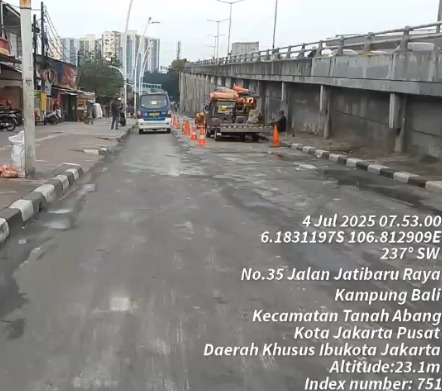 #INFOTRANSJAKARTA | Layanan Mikrotrans JAK 07, JAK 11, JAK 12 dan JAK 14 saat ini sudah beroperasi normal kembali melayani pelanggan tanpa pengalihan. #JAKI #PerluTahu #RuteJAK07 #RuteJAK11 #RuteJAK12 #RuteJAK14
