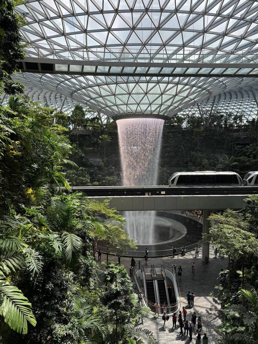 デザインは本当に良いです