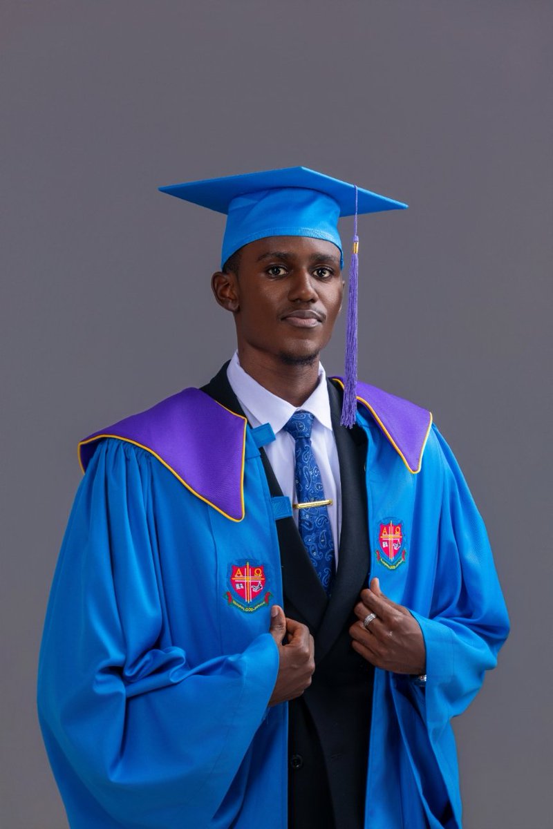 Graduated with a Law Degree (LLB Hons). I’m deeply grateful to God, and to my amazing parents whose love and sacrifice made this possible. One step at a time. 🙏🎓
#UCUGrad25