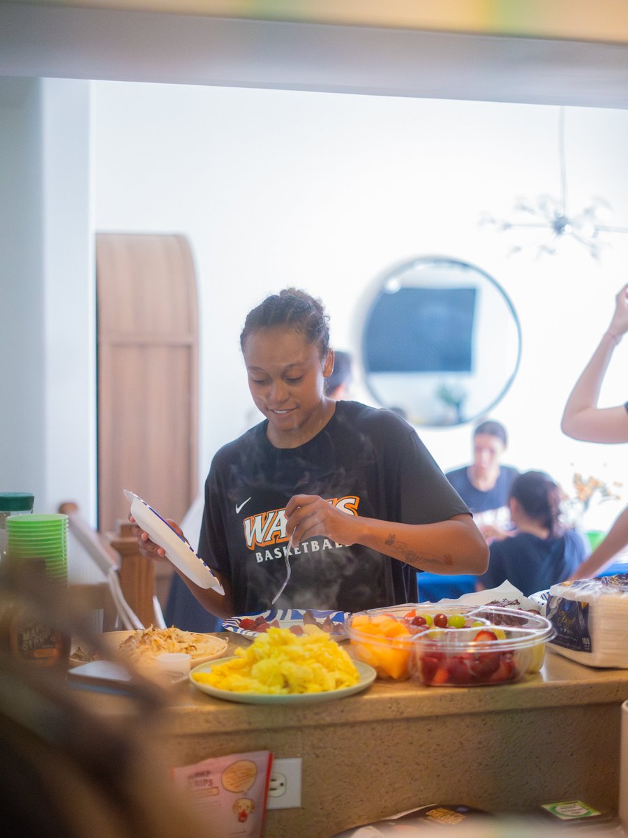 gains, grub, and the gals ☺️🌊

#MakeWaves | <a href="/pepperdine/">Pepperdine University</a>