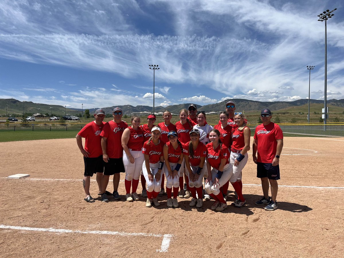 Finished up pool play in beautiful Colorado 3-1 and earning the 2 seed. Ready to keep playing hard as we move into bracket tomorrow! #GoGlory