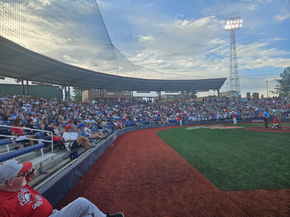 Legion baseball is alive and well in South Dakota!  What an atmosphere for tonight's bandit game
